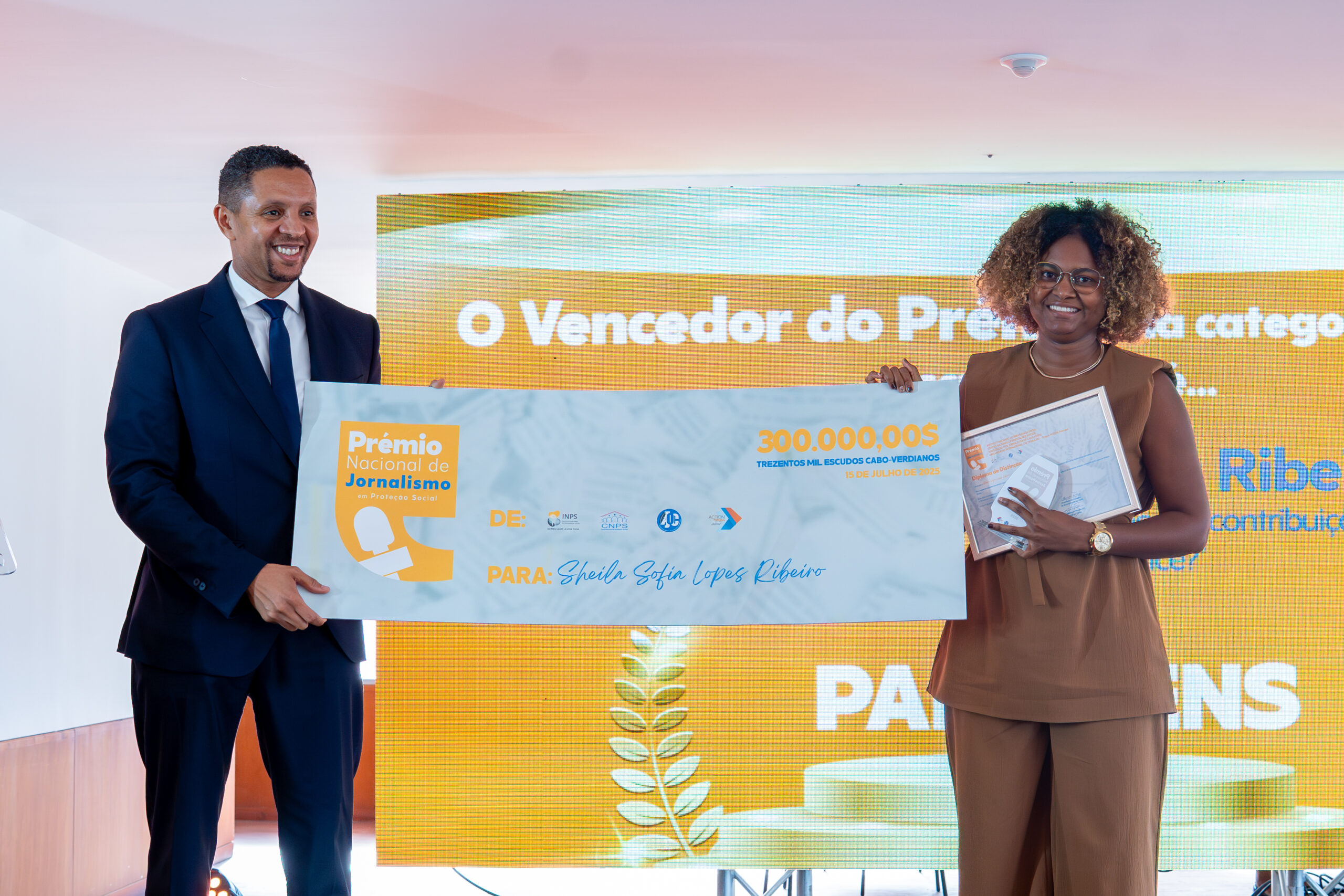 Presidente do INPS e Sheilla Ribeiro