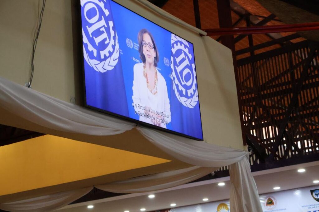 Diretora do Departamento de Proteção Social Universal, OIT; Shahra Razavi